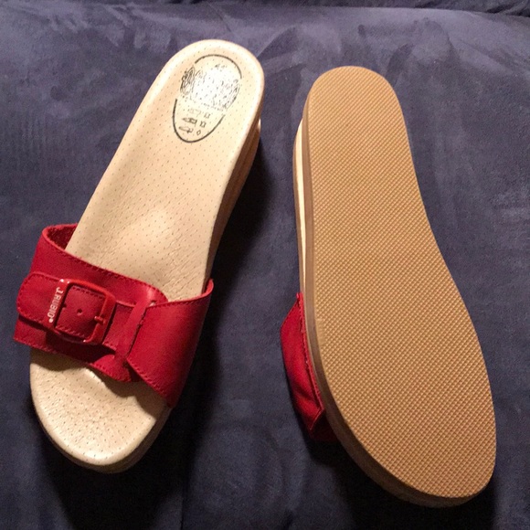 Shoes - Picture 3 of 8